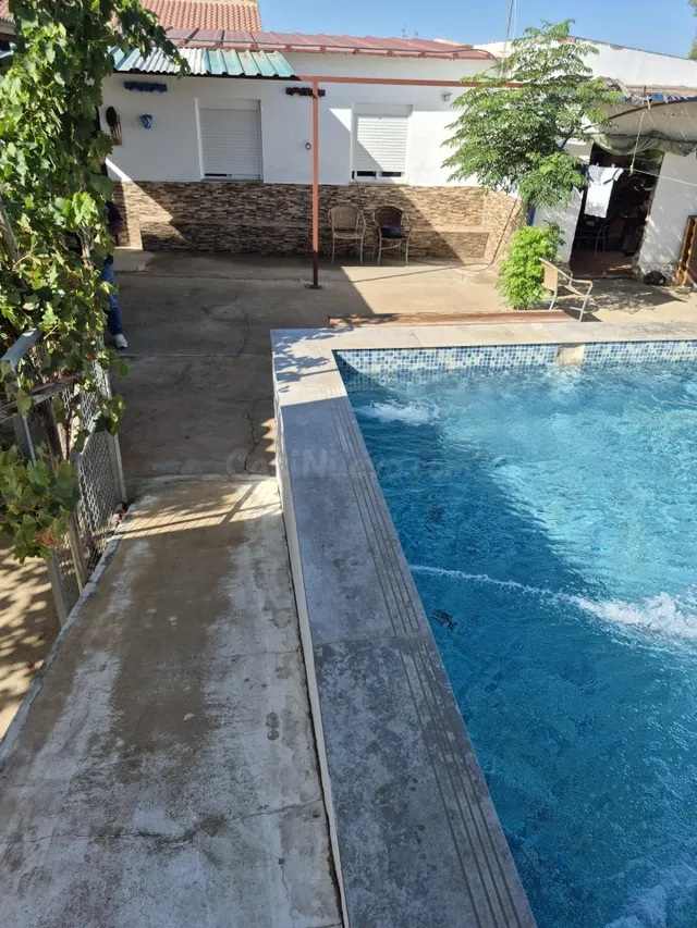 SE VENDE CASA EN ZONA DE LA PEDROSA - foto 5