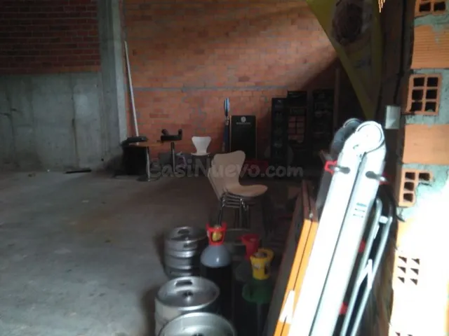 Local comercial 110m² en alquiler - A barca - foto 4