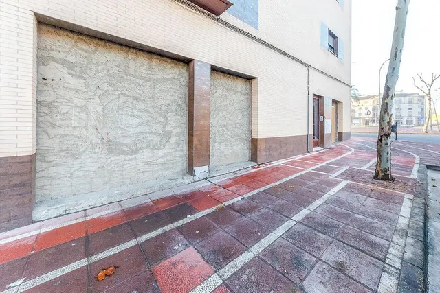 Venta de Conjunto de Plazas de Garaje en Dos Hermanas - foto 3