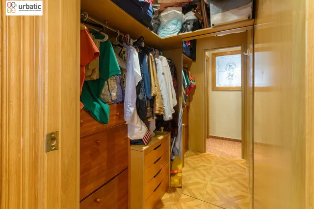 Piso de 3 habitaciones y vestidor con ascensor en el centro de Quart de Poblet — 20