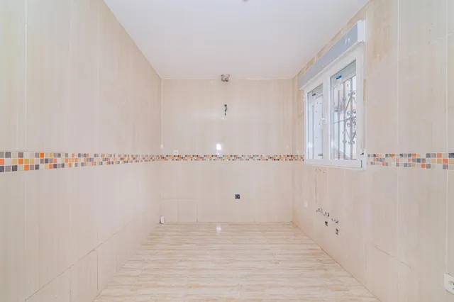 Moderno Adosado en Lachar, Ideal para Familias - foto 3
