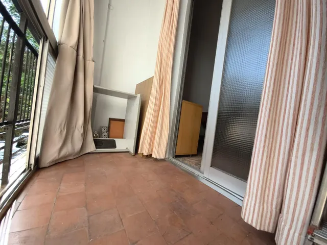 Última habitación libre para chica estudiante — 8