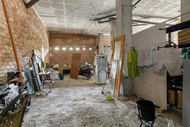 Oportunidad en Atarfe, local de origen de 222m2 — 10
