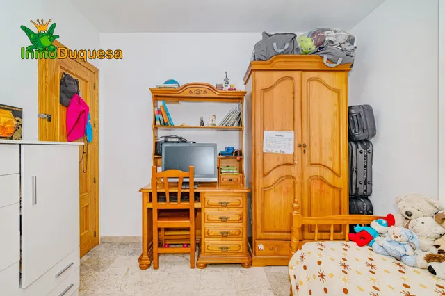 Piso de 3 Dorm. con 2 baños + APARCAMIENTO y TRASTERO — 22