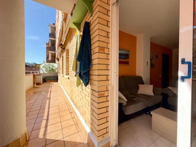 Excelente piso de 4 habitaciones con terraza, plaza de garaje y trastero en Roc Blanc (Terrassa) — 15