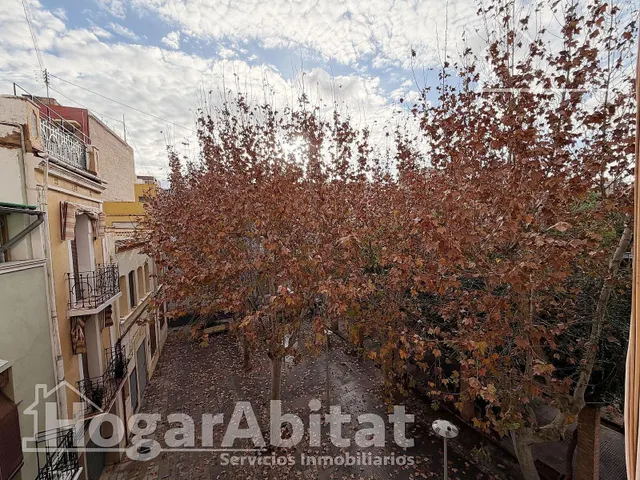 ¡Espectacular! Amplio, moderno y reformado, todo amueblado y cerca del centro — 11