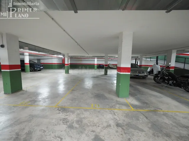 Plaza de garaje en venta junto a c/Emilio Castelar, de 14 m2 - foto 3