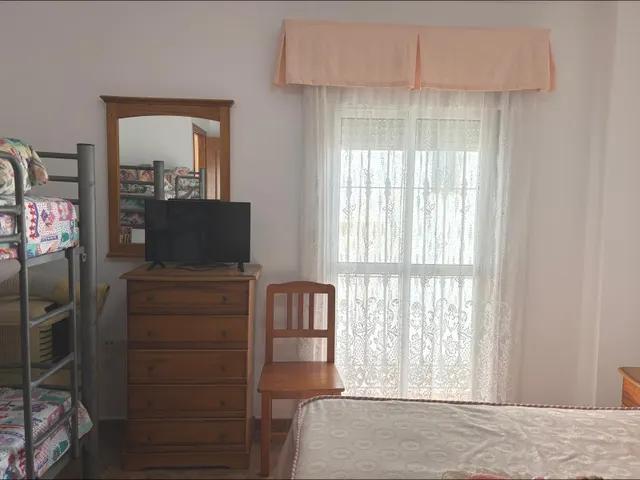 Casa  independiente en perfecto estado con terraza — 31