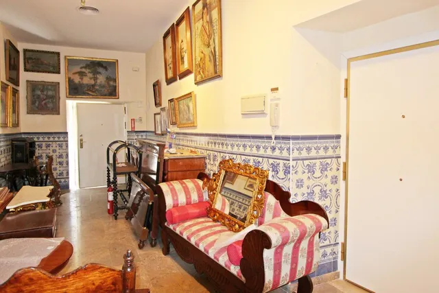 Local comercial 74m² en venta - Encarnación-Las Setas - foto 3