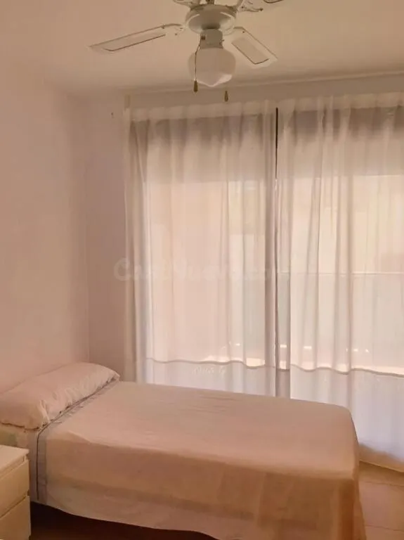En venta, apartamento de 2 habitaciones con amplia terraza e - foto 5