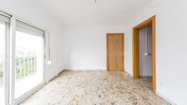 PISO EN VENTA EN HOSPITALET DEL LLOBREGAT — 3
