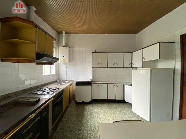 SE VENDE CASA SITUADA EN LA ZONA DE CARTELLE — 13