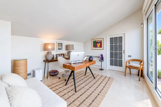 Exclusivo ático dúplex en parc de mar, frente al mediterráneo — 26
