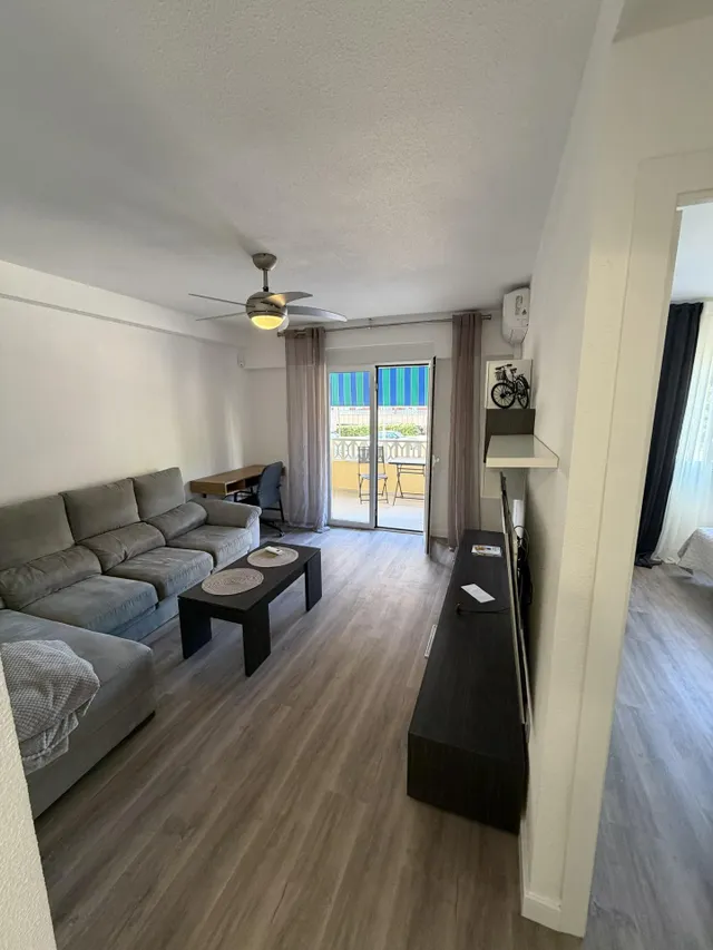✨ PISO RECIÉN REFORMADO CON PISCINA Y PARKING A 600 METROS DE LA PLAYA ✨ — 12