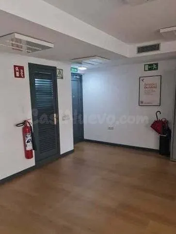 Oficina en planta primera en una de las principales calles d - foto 5