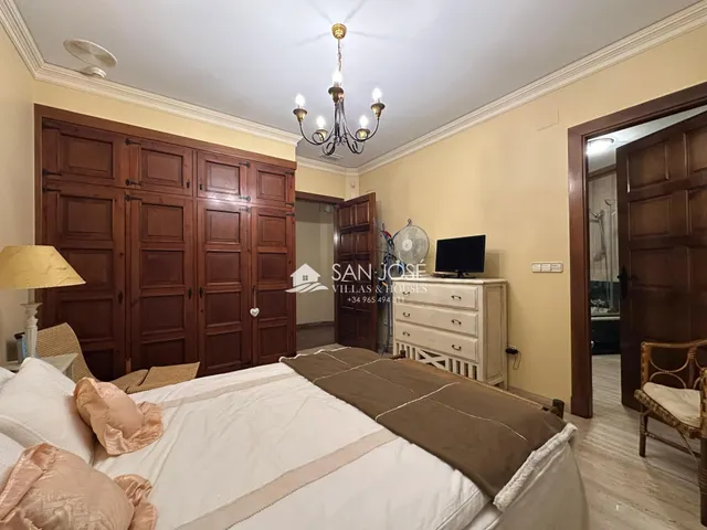 VENTA DE CHALET DE LUJO EN NOVELDA — 24