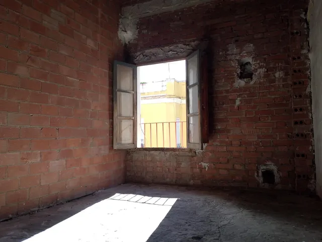 Casa con infinitas posibilidades en el centro de  ciudad — 10