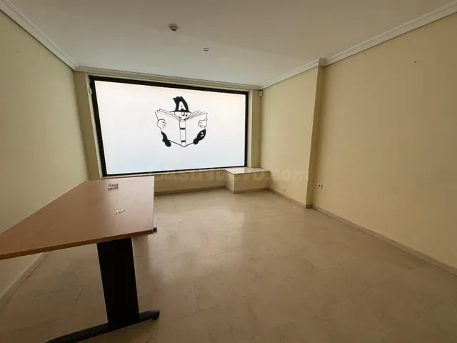 LOCAL COMERCIAL – AMPLITUD Y MÚLTIPLES POSIBILIDADES - foto 5