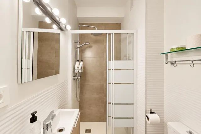Piso reformado de 113 m2 en pleno centro de Murcia con 4 dormitorios y 2 baños — 14