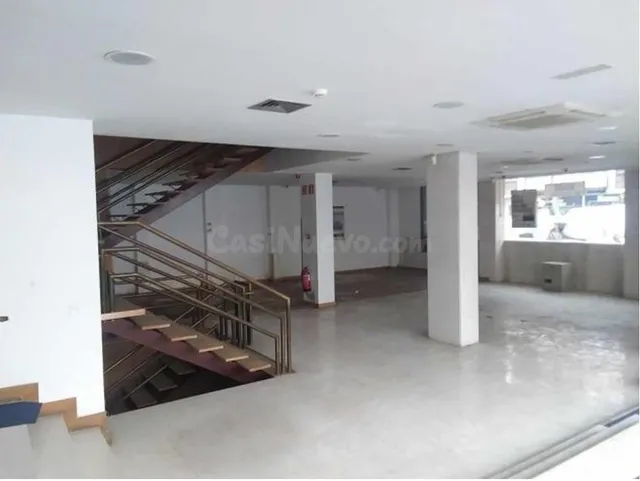 Venta de Local Comercial en Madrid - foto 3