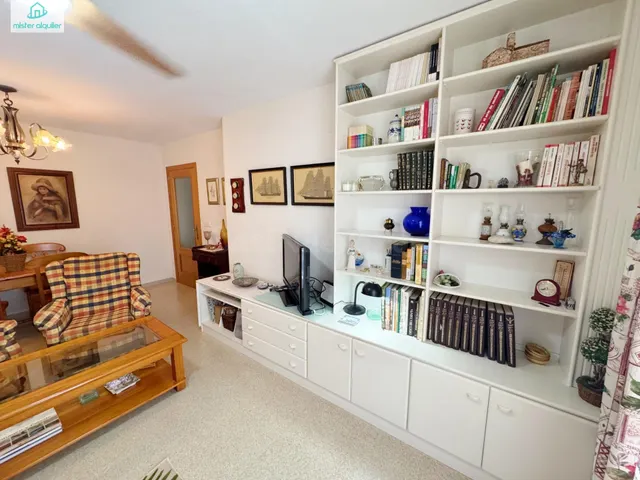 APARTAMENTO SOLEADO CON DOS TERRAZAS Y PISCINA EN PLAYA DE MUCHAVISTA — 3