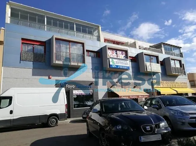 Se vende 2 Garajes con trastero en la localidad de Almería - foto 5