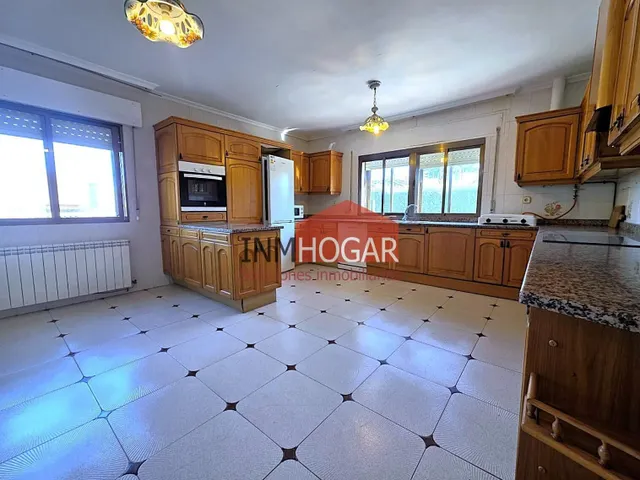 Exclusivo Chalet en Hervencias, Ávila - Un Oasis de Espacio y Tranquilidad — 12