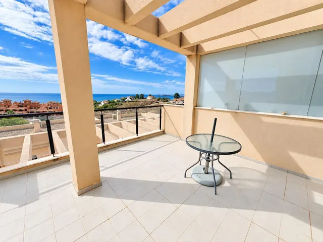 ¡UN ÁTICO CON VISTAS AL MAR QUE TE VA A ENAMORAR! — 28