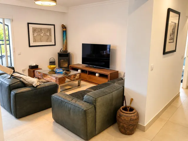 Casa en Planta Baja con Casita Independiente y propio piscin - foto 4