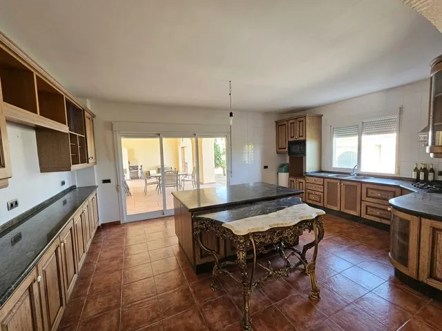 Espectacular villa privada en alquiler anual — 31