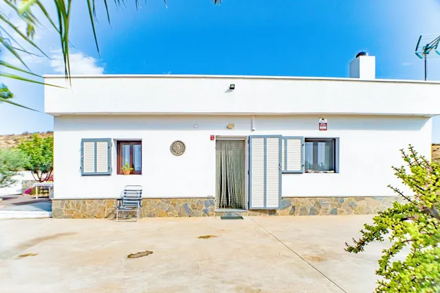 Cortijo increíble en Fernán Pérez (Níjar) - foto 3