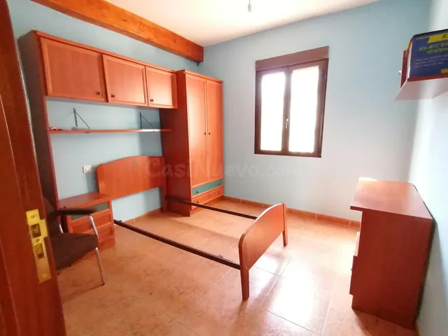 Chalet o Casa de Campo con Parcela a pocos minutos de Cácere - foto 4