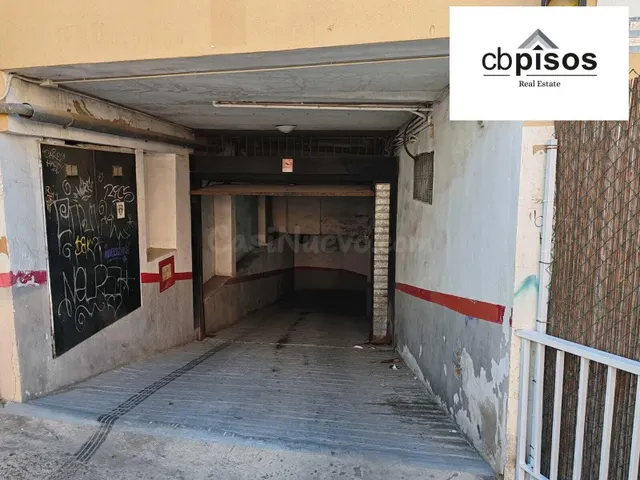 EN VENTA GARAJE Nº54 ZONA EL TERRENO (MARITIMO) - foto 3