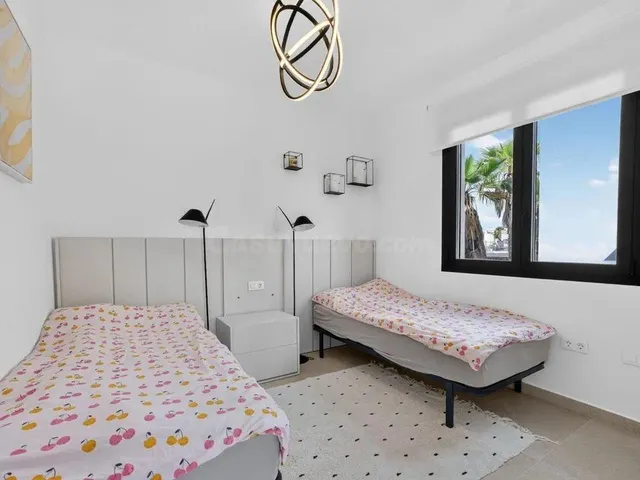 VILLA MODERNA CON PISCINA PRIVADA Y SOLARIUM EN LA AZOTEA | EL RASO, GUARDAMAR — 19