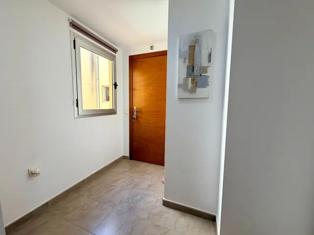 Vivienda reformada con terraza en Aguadulce Norte, piscina comunitaria y lista para entrar a vivir — 15