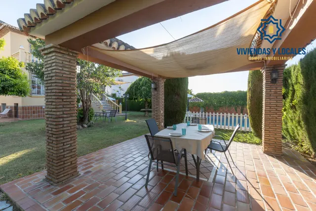 Chalet en venta en La Zubia con Licencia Turística — 49