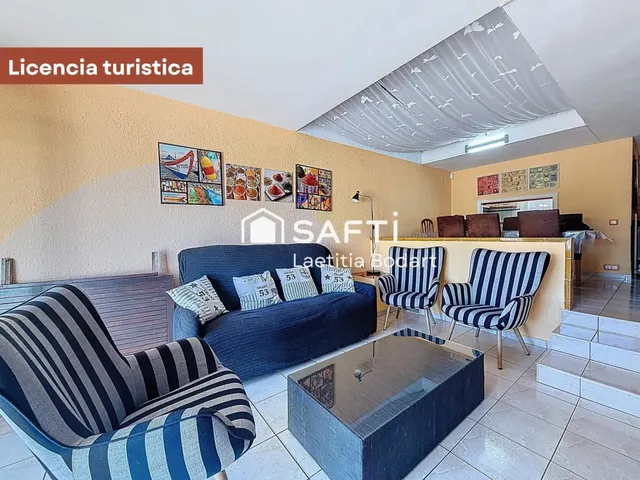 Casa de pescador con licencia turística y amarre - Empuriabrava — 9