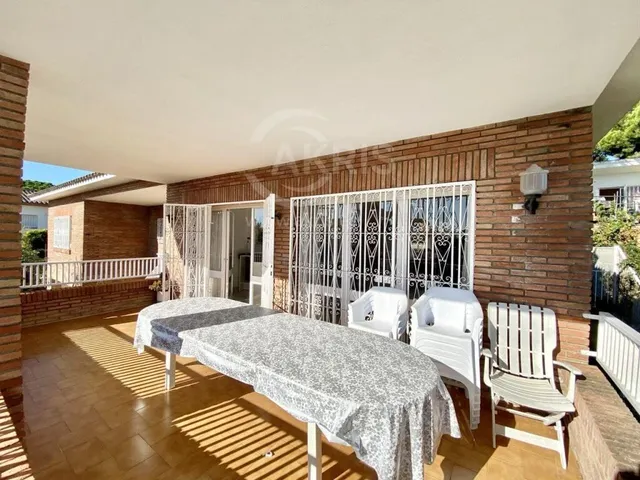 Chalet Independiente en Lloret de Mar — 32