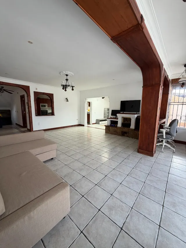 Villa con carácter, piscina privada y vistas al mar en Costa Adeje — 15