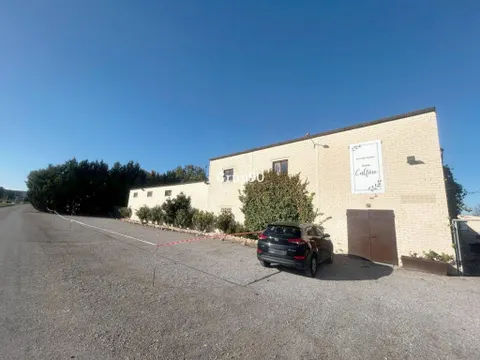 ? FINCA EN VENTA EN PUIGVERD DE LLEIDA  Un espacio excepcional con infinitas posibilidades, a solo 10 minutos de Lleida