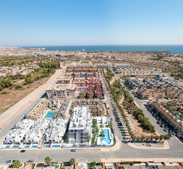 COMPLEJO RESIDENCIAL DE OBRA NUEVA EN LOMAS DE CABO ROIG — 21