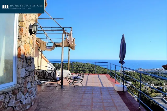 Torre Quint Mar con vistas panorámicas y piscina — 20