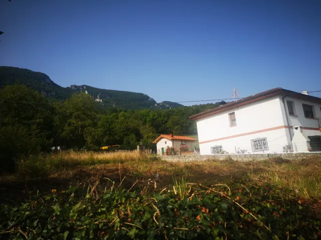 TERRENO URBANO EN VALLE DE MENA — 3