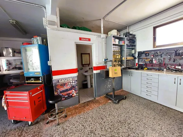 LOCAL COMERCIAL TALLER MECÁNICO — 8