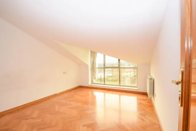 Apartamento de diseño en a corveira, Culleredo — 10