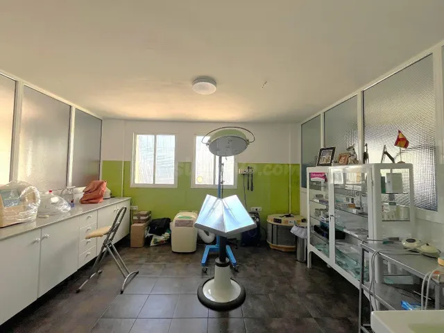 VENTA AMPLIO LOCAL COMERCIAL ARROYO DE LA MIEL — 5