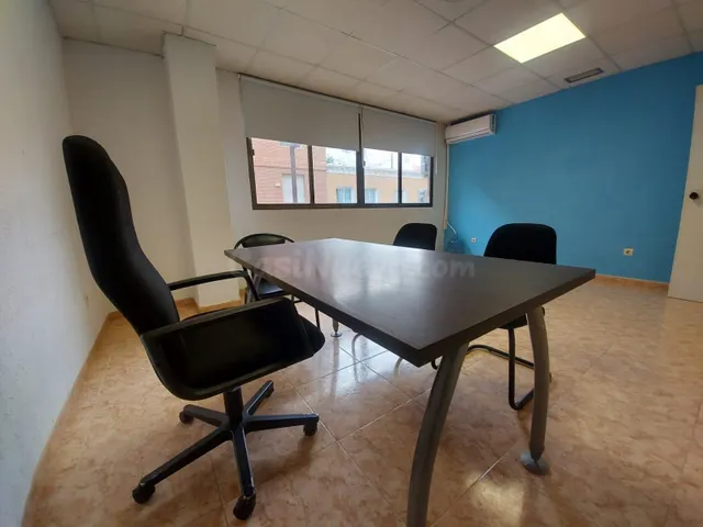 Oficina en alquiler en el centro de El Ejido - foto 4
