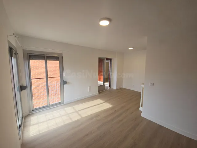 Magnífico piso en alquiler, vistas despejadas luminoso 3 hab 2 baños y garaje — 3