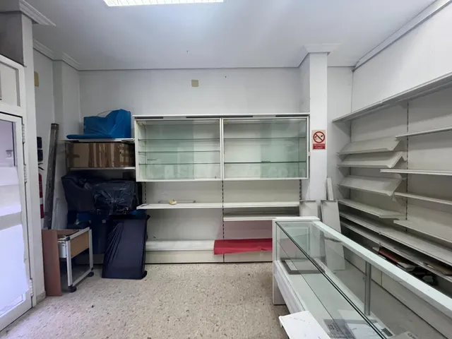 SE VENDE LOCAL EN AVDA/POETA MANUEL BENITEZ CARRASCO - foto 5