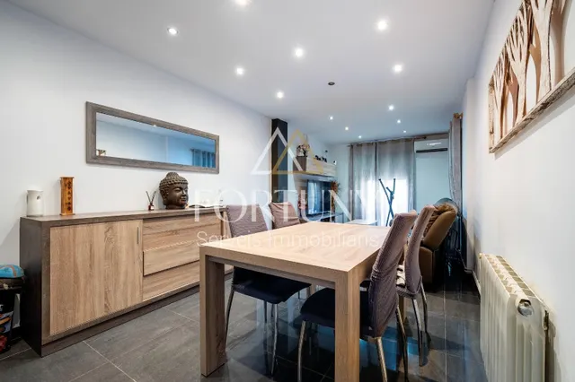 Casa adosada en venta en Almirall Recasens, en Reus. - foto 4